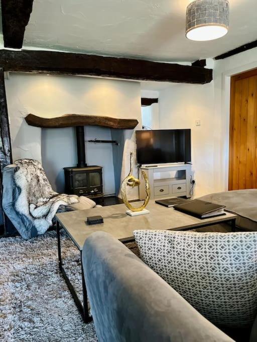 The Old Post Office, Cosy Grade II Listed 2 Bed Apartment Windermere Exterior photo